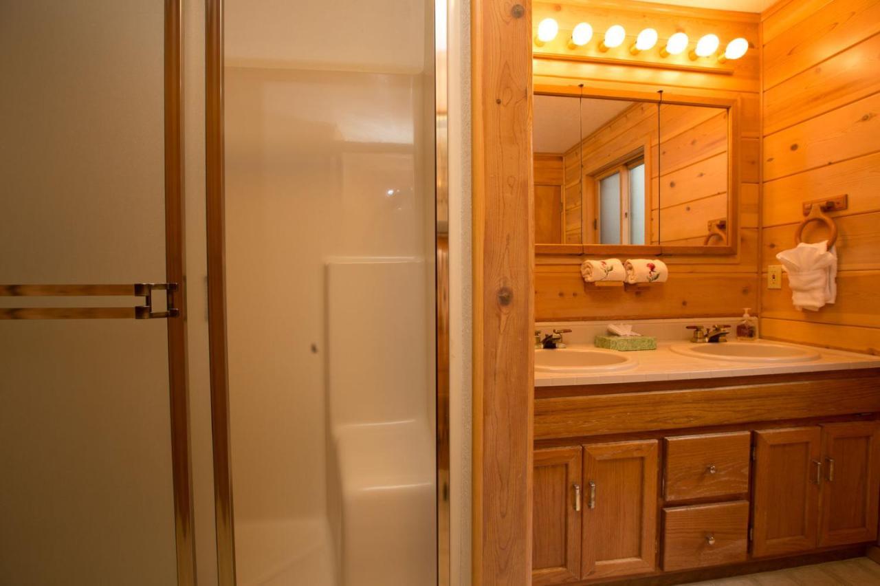 Mirror Pond Bungalow Bend Dış mekan fotoğraf